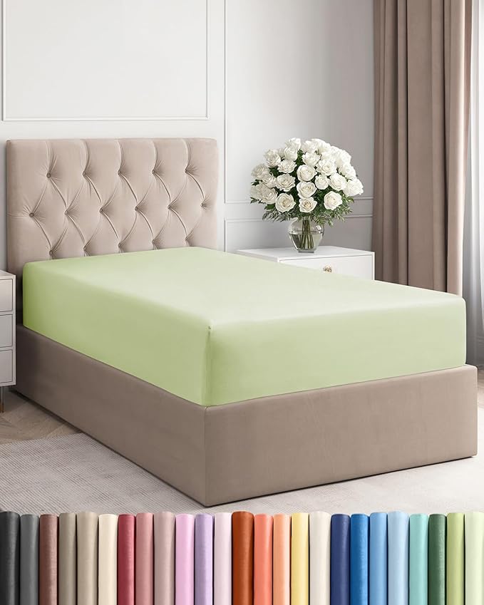 Twin XL Fitted Bed Sheet by CGKUnlimited