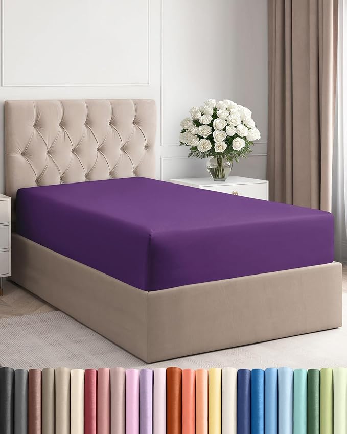 Twin XL Fitted Bed Sheet by CGKUnlimited