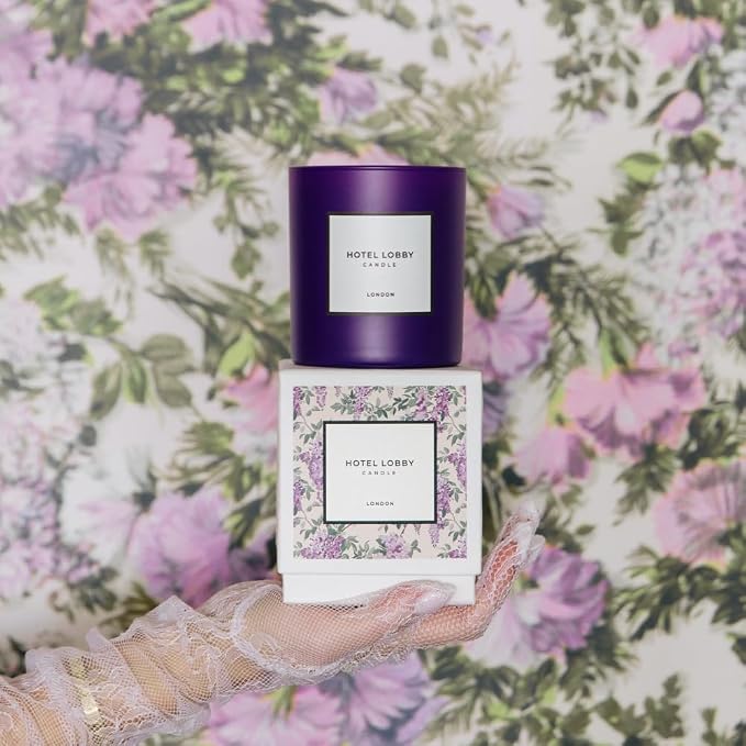 Hotel Lobby London Candle – Luxury Hand-Poured 9.75oz Soy Wax - Image 5