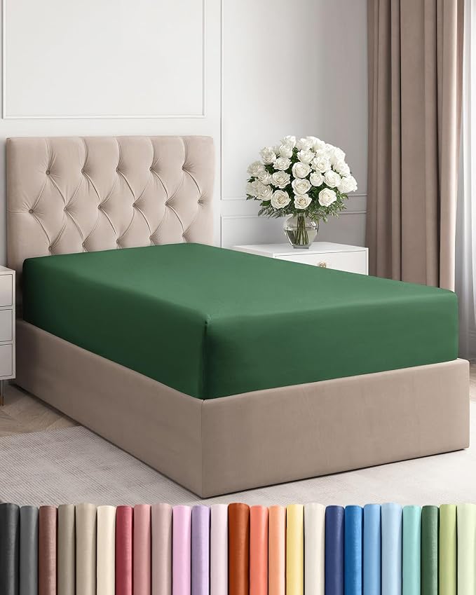 Twin XL Fitted Bed Sheet by CGKUnlimited