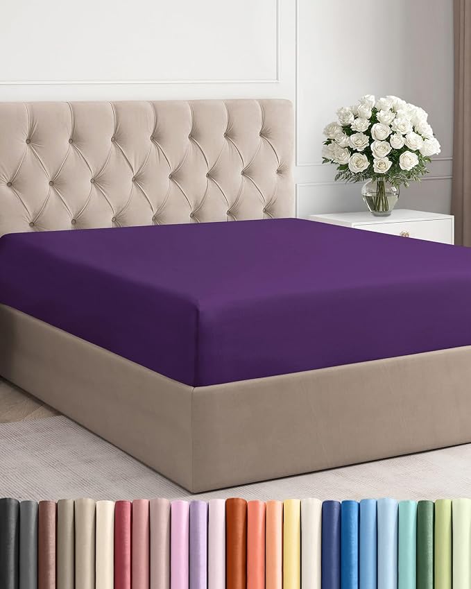 King Fitted Bed Sheet by CGKUnlimited