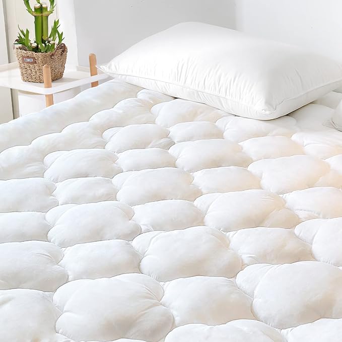 GRT Queen Size Mattress Pad Rayon from Bamboo, Extra Thick Quilted Fitted by GRT