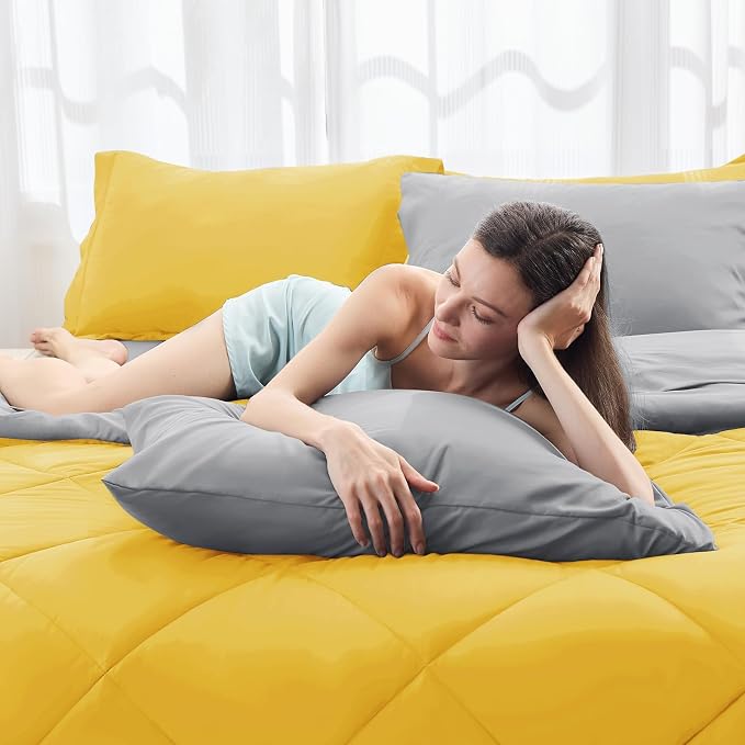 HEVUMYI Queen Comforter Set - Image 6