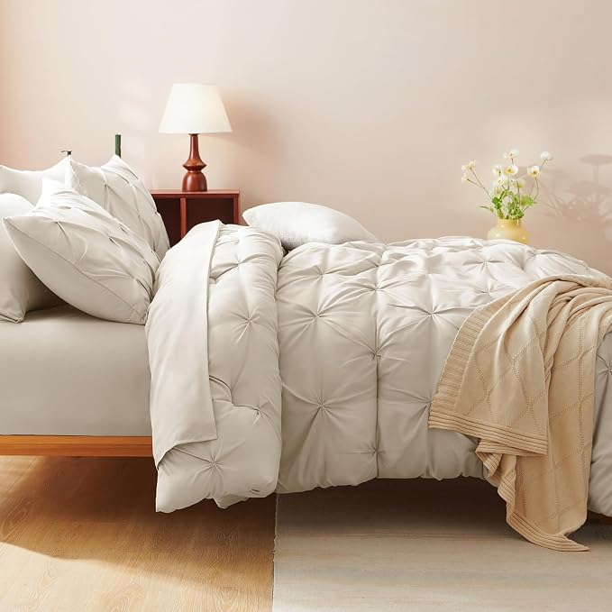 HIMEET Pintuck Bed in a Bag, 7 Pieces Queen Size Comforter Set Beige, Luxury - Image 9