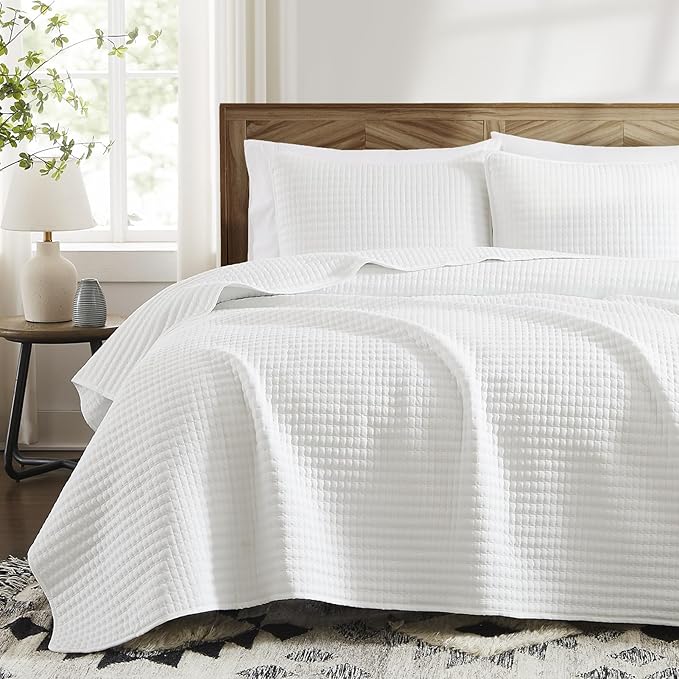 WRENSONGE White King Size Quilt Bedding Sets-3 Pieces Lightweight Bedspreads by WRENSONGE