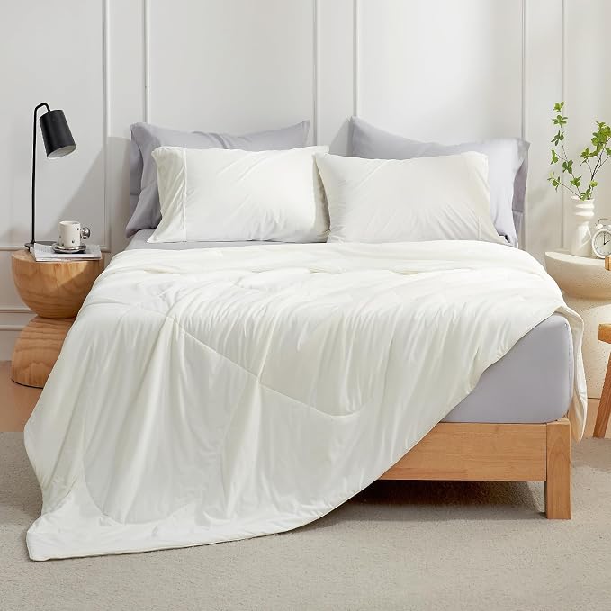 Cozy Bliss Cooling Comforter California King Size, Oversized Cooling Blanket - Image 3