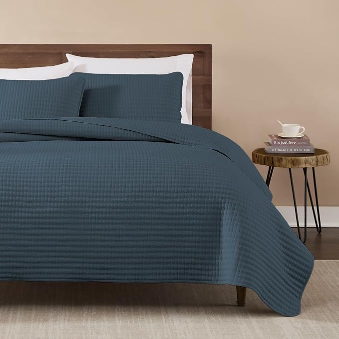 WRENSONGE Queen Quilt-3 Pieces Lightweight Navy Blue Bedspreads Queen Size - Image 3