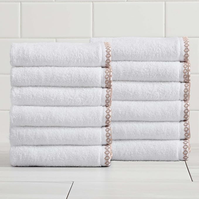 Great Bay Home White/Rosewood Washcloth Set by GreatBayHome