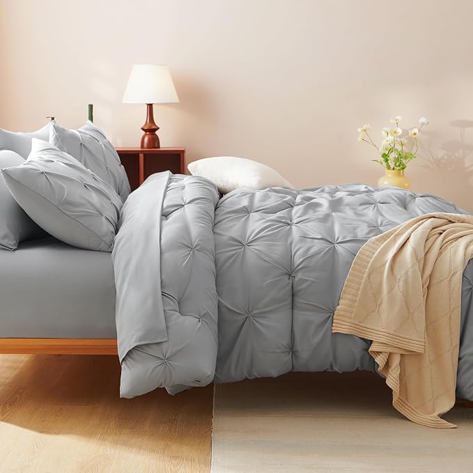 HIMEET Pintuck Bed in a Bag, 7 Pieces Full Size Comforter Set Light Grey - Image 9