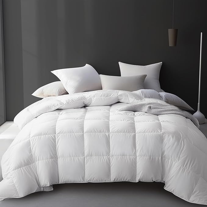 Hotel Grand Luxury White Goose Feather Down Fiber Comforter Queen Size by Unknown