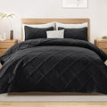 Exclusivo Mezcla Quilt Set Oversized King Size, 3 Pieces Black Cal King Quilt by ExclusivoMezcla