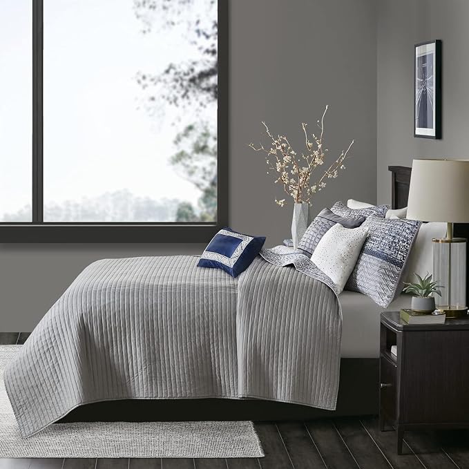 Madison Park Queen Quilt Set Lustrous Jacquard & Glitter Accent Coverlet Set - Image 12
