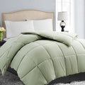 EASELAND King Size Down Alternative Comforter by EASELAND