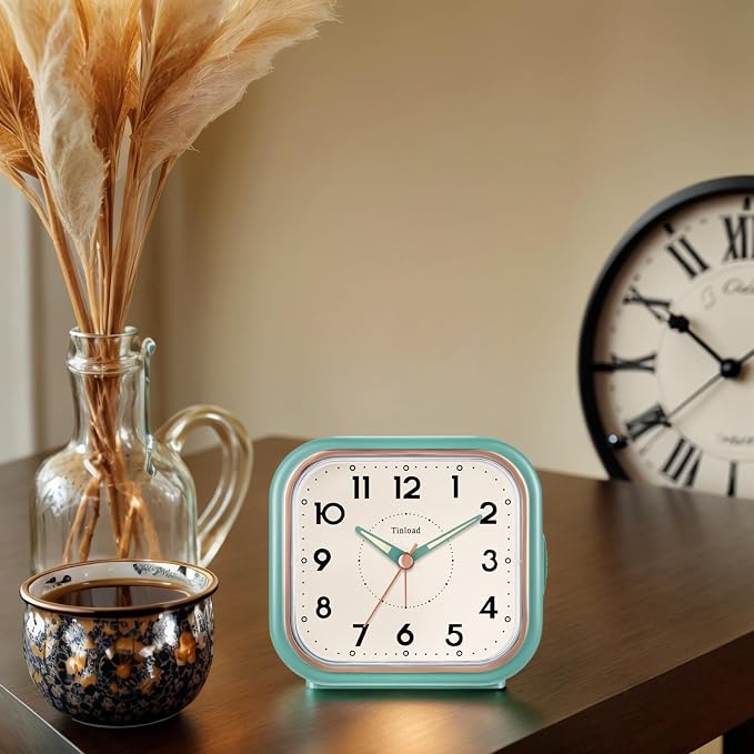 Tinload 4.3" Vintage Retro Analog Alarm Clock, Super Silent Non Ticking Clock - Image 8
