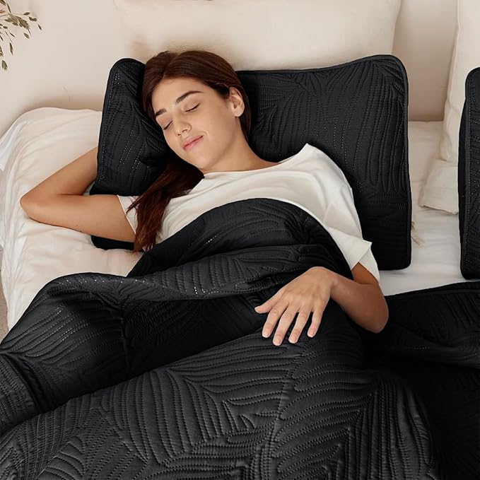 Exclusivo Mezcla King Size Quilt Bedding Set, Lightweight Black Quilts King Size - Image 4
