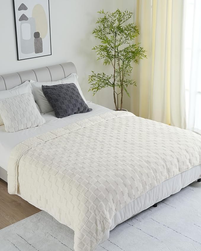 Uttermara Sherpa Fleece Weighted Blanket Queen Size, 3D Jacquard Checkered Warm - Image 5