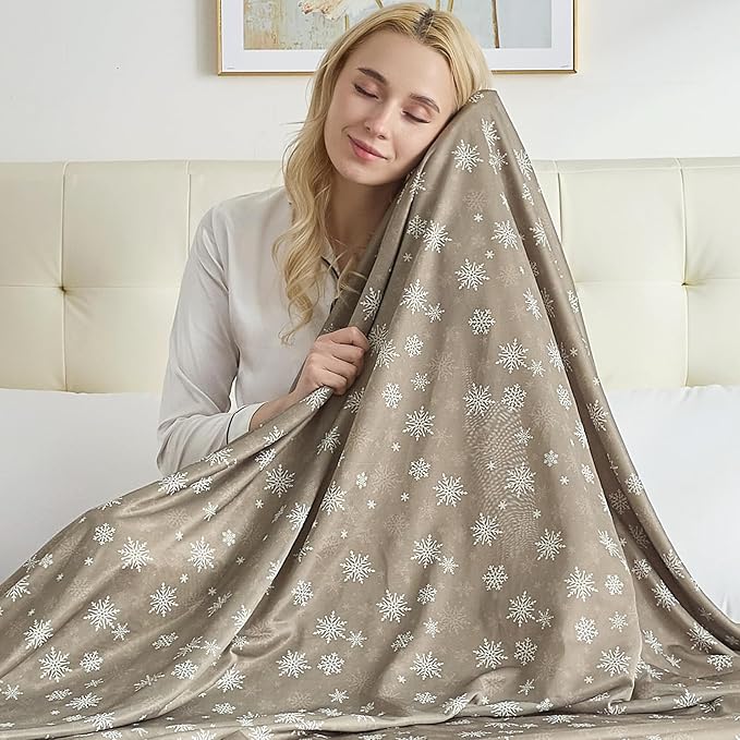 OIGAE Cooling Blanket for Hot Sleepers by OIGAE