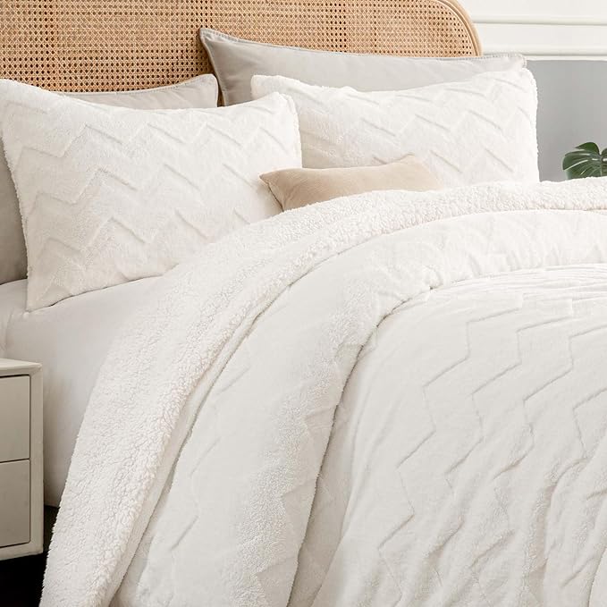 BEDELITE Fluffy Queen Comforter Set by BEDELITE