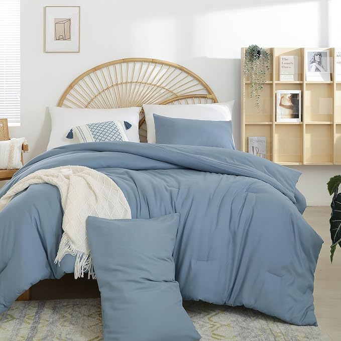 weigelia Dusty Blue Comforter Set King Size - Image 4