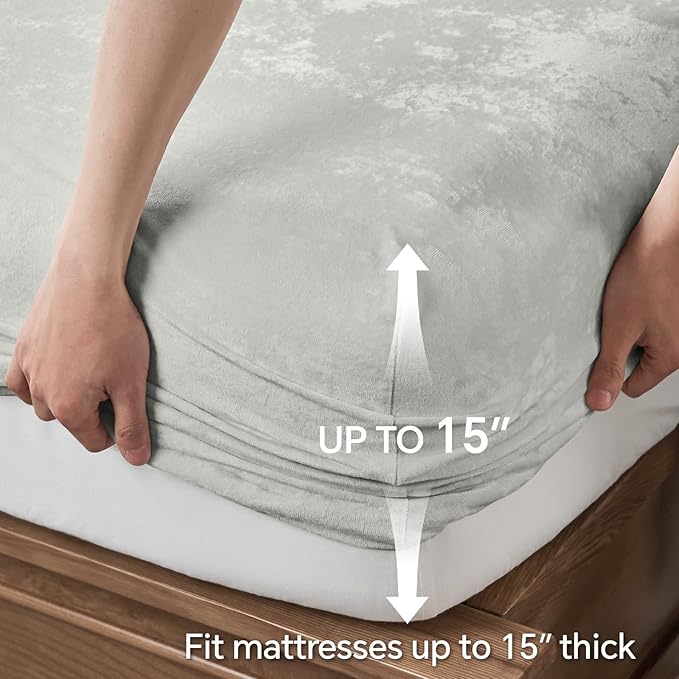 BEDELITE Velvet Fitted Sheet and Pillowcase Set, Luxury Soft Fuzzy Bottom Sheet - Image 5