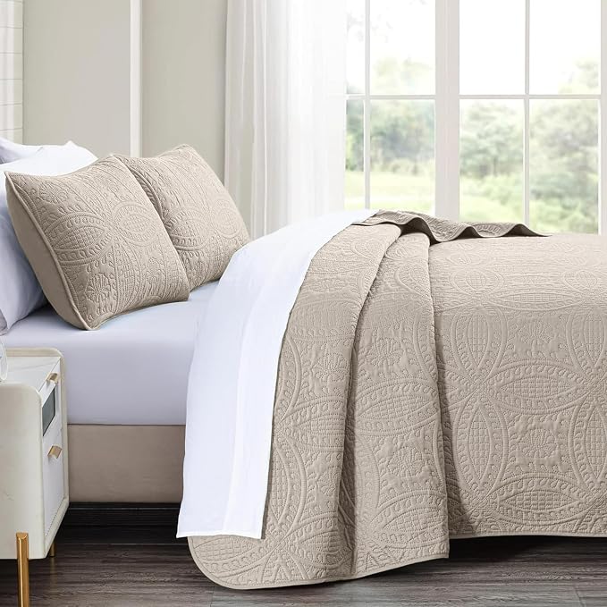 akkialla Taupe King/Cal King Quilt Set, Ultrasonic Lightweight Bedspread - Image 4