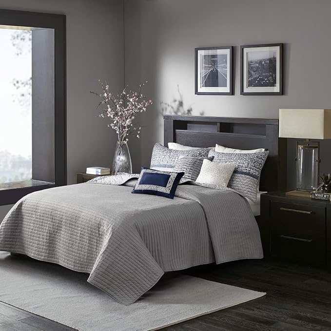 Madison Park Queen Quilt Set Lustrous Jacquard & Glitter Accent Coverlet Set - Image 14