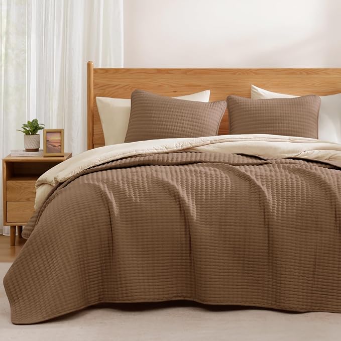 WRENSONGE Brown California/Oversized King Size Quilt Bedding Set by WRENSONGE