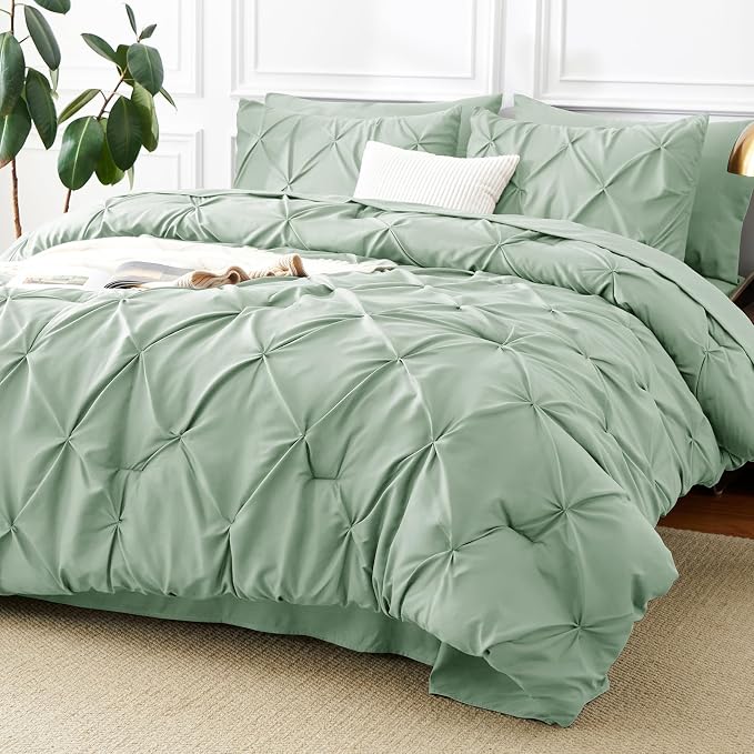 HIMEET Pintuck Bed in a Bag, 7 Pieces Queen Size Comforter Set Sage Green - Image 9