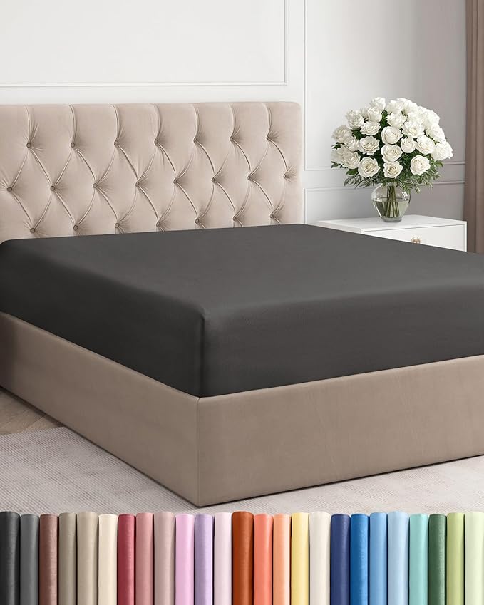 Full Fitted Bed Sheet by CGKUnlimited
