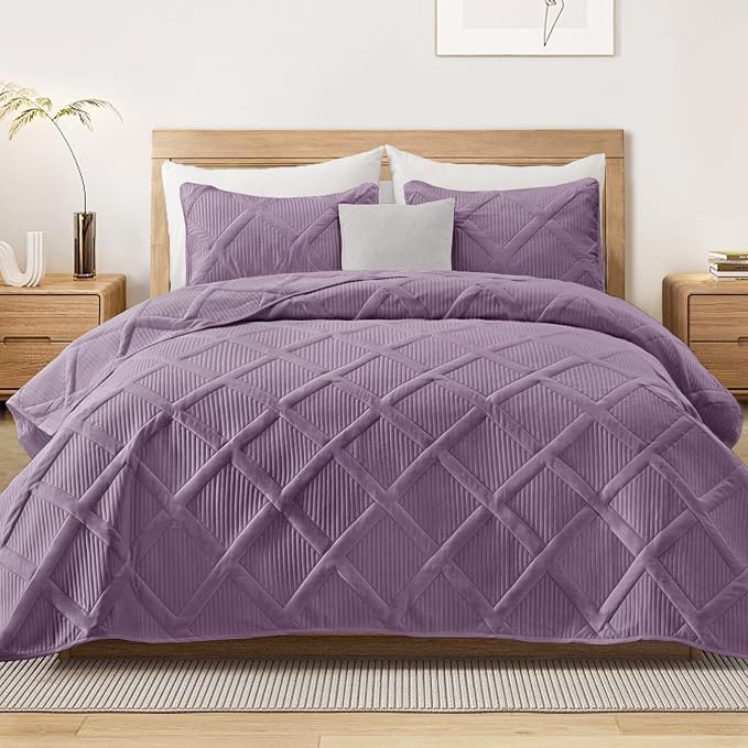 Exclusivo Mezcla Twin Size Quilt Set by ExclusivoMezcla