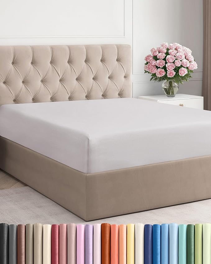 Full Fitted Bed Sheet by CGKUnlimited