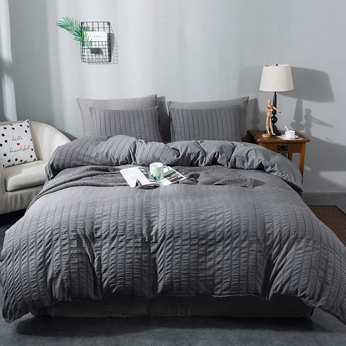 AveLom Queen Duvet Cover Set, 3 Pieces by AveLom