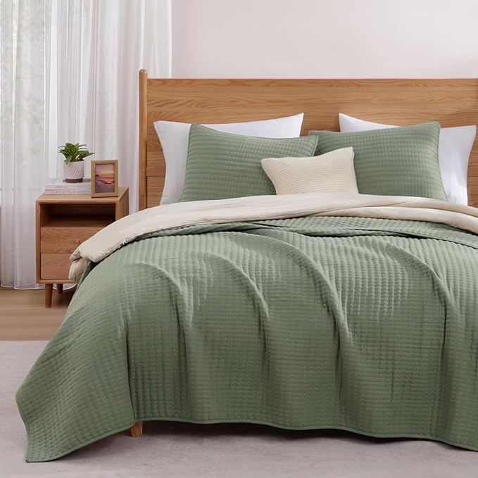 WRENSONGE King Size Quilt-3 Pieces Lightweight Bedspreads Sage Green King Quilt by WRENSONGE