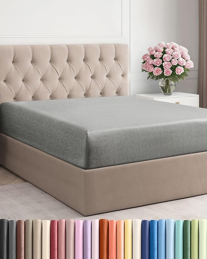 Queen Fitted Bed Sheet by CGKUnlimited