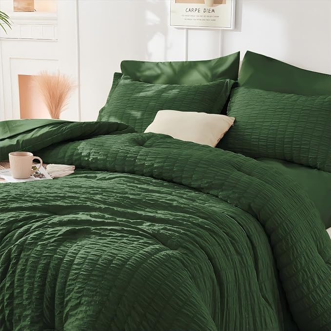 HYMOKEGE Dark Green Duvet Cover Full Size, Ultra Soft 3-Piece Seersucker Duvet - Image 4