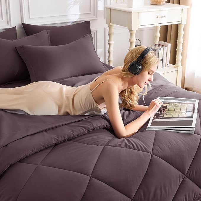 CozyLux Queen Comforter Set Cocoa Powder - Image 4