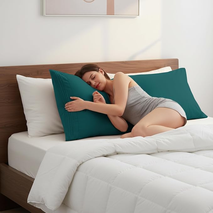 Elegant Comfort Luxury Ultra-Soft 1-Piece Pillowcase Set - Image 4