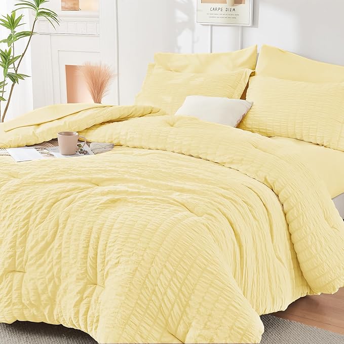 HYMOKEGE Yellow Twin Comforter Set Seersucker 5 Pieces, All Season Luxury Bed by HYMOKEGE