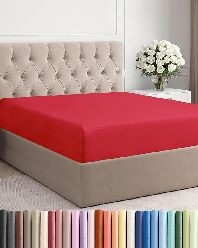 King Fitted Bed Sheet by CGKUnlimited