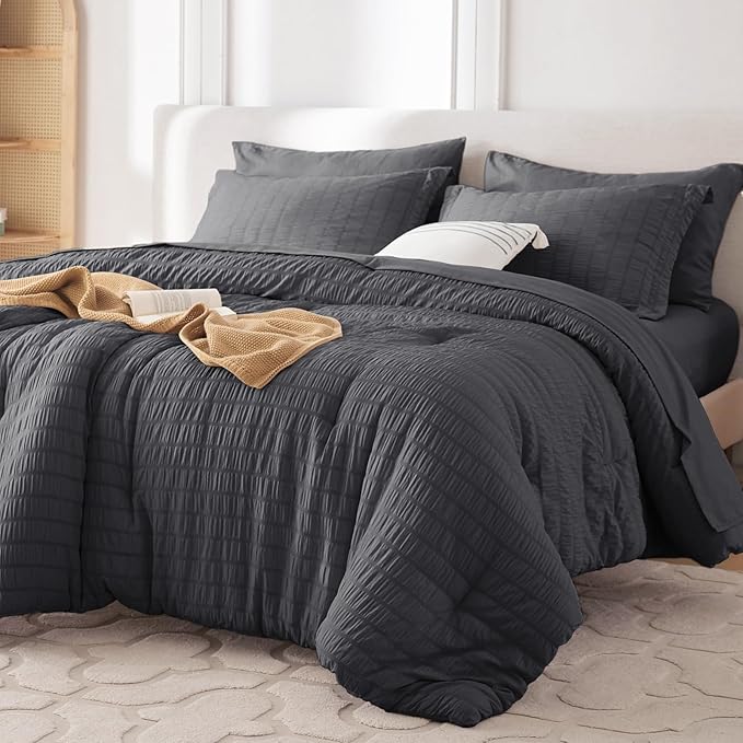 MUXHOMO 7 Pieces California King Comforter Set, Seersucker Bed in a Bag Cal by MUXHOMO