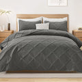 Exclusivo Mezcla Twin Size Quilt Set by ExclusivoMezcla