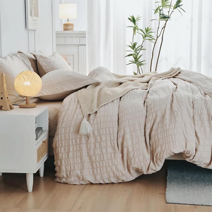 HYMOKEGE Beige Duvet Cover King Size, Ultra Soft 3-Piece Seersucker Duvet Cover - Image 3