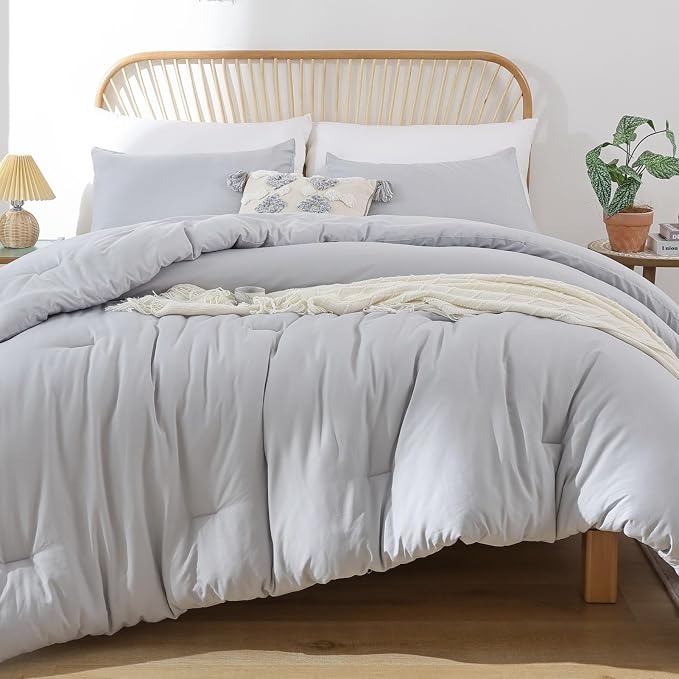 ROSGONIA Light Grey Twin/Twin XL Comforter Set by ROSGONIA