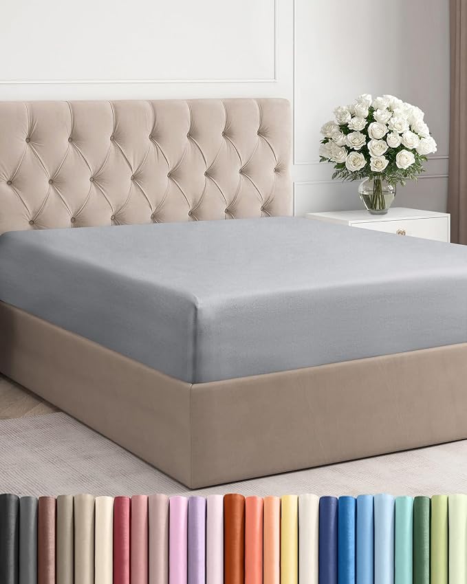 King Fitted Bed Sheet by CGKUnlimited
