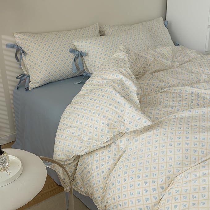 mixinni Blue Floral Duvet Cover Set Queen by mixinni
