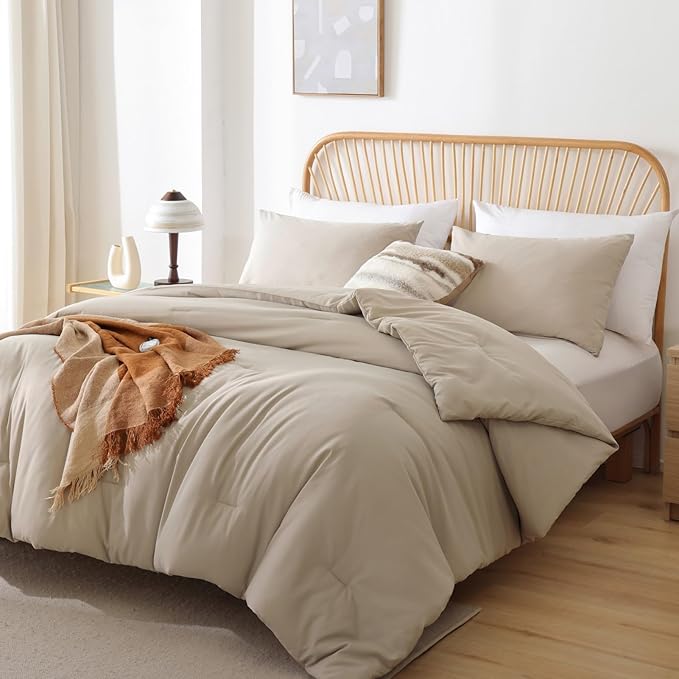 ROSGONIA Oversized King Comforter Light Khaki - Image 5