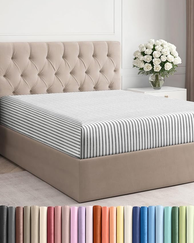 Queen Fitted Bed Sheet by CGKUnlimited