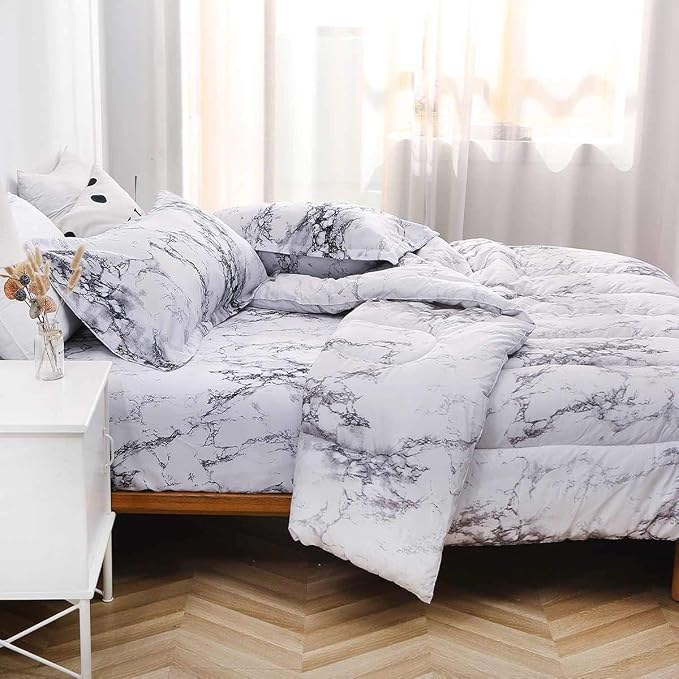 Nanko Comforter Set Queen Size - Image 3