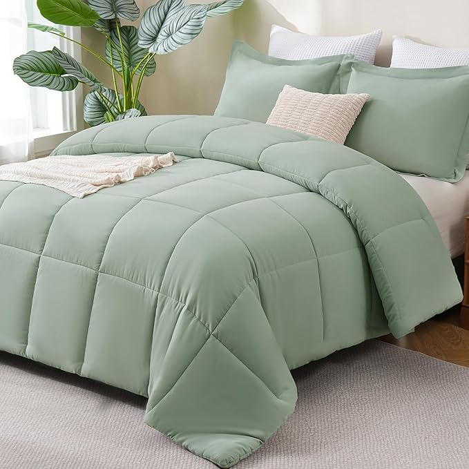 CozyLux Queen Comforter Set by CozyLux
