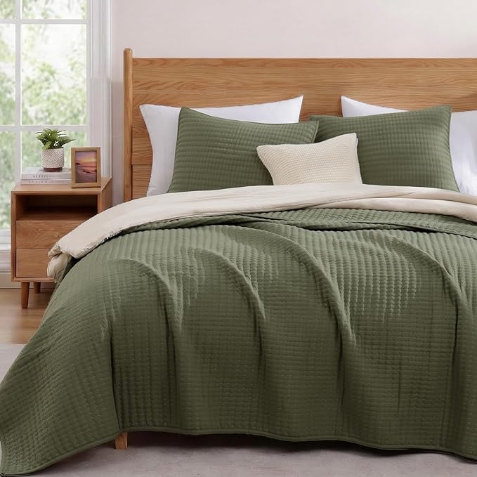 WRENSONGE Olive Green California/Oversized King Size Quilt Bedding Set by WRENSONGE